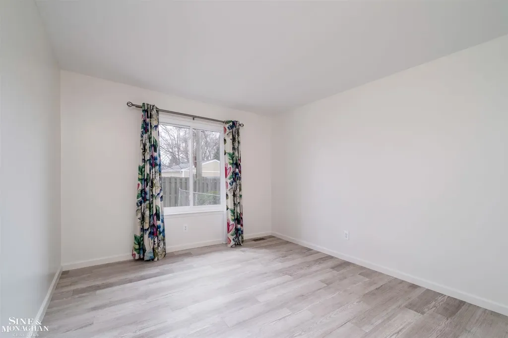 22826 Shoreview Court St. Clair Shores City MI 48082