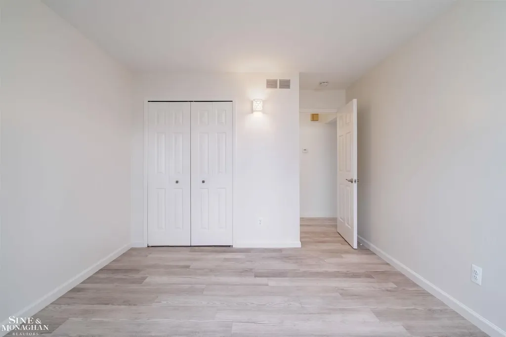 22826 Shoreview Court St. Clair Shores City MI 48082