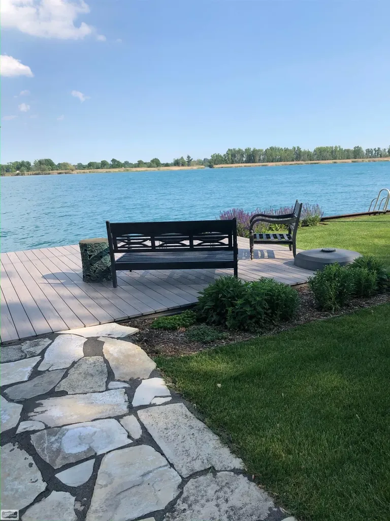 206 Edgewater Drive Algonac City MI 48001