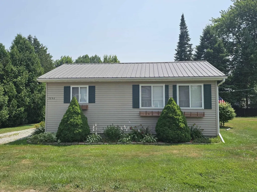 7296 Cedar Road Worth Township MI 48450