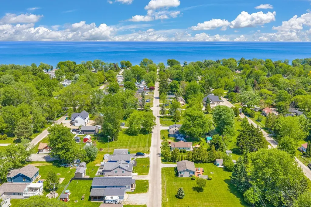 7296 Cedar Road Worth Township MI 48450