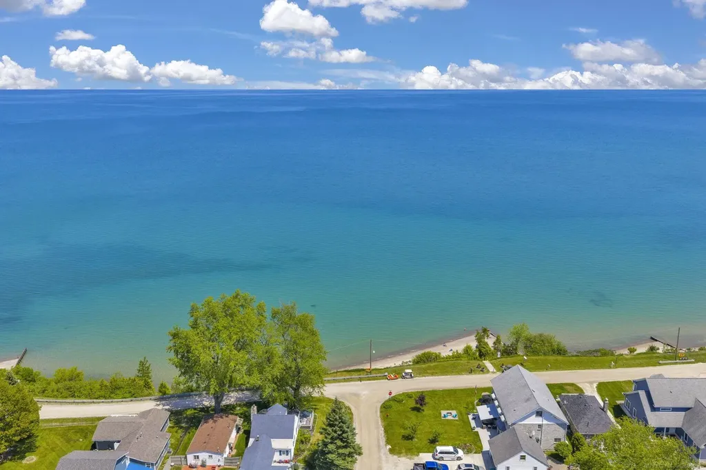 7296 Cedar Road Worth Township MI 48450