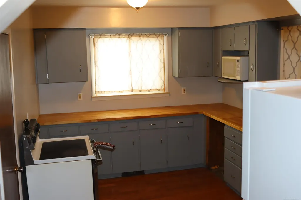 4355 Woodland Street Unknown City MI 48726