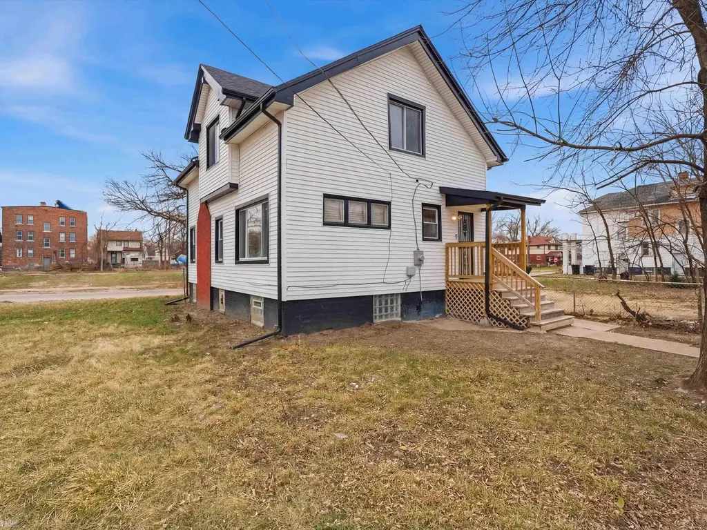2334 Highland Street Detroit City MI 48206