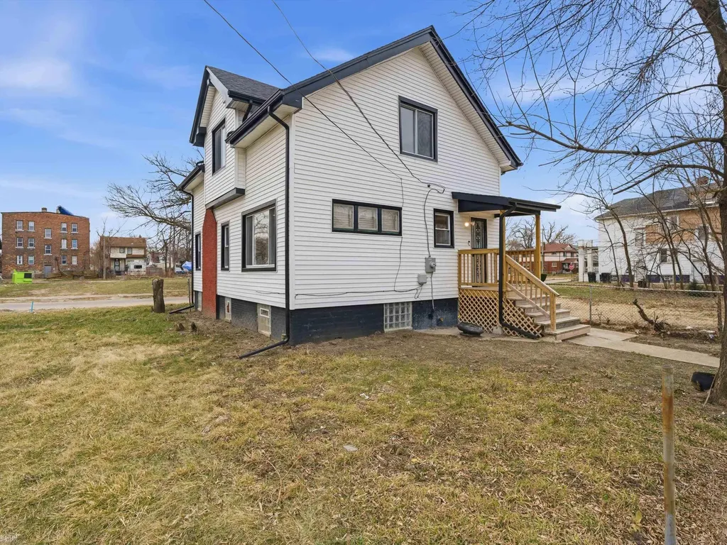 2334 Highland Street Detroit City MI 48206