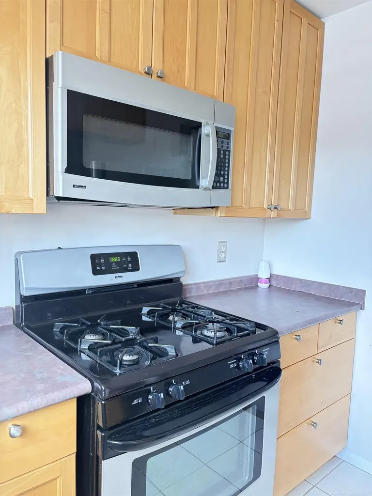 3219 Benjamin Avenue Royal Oak City MI 48073