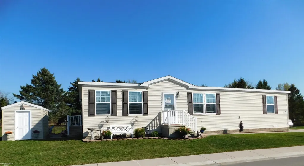 57574 Sawyer Court Lenox Township MI 48048