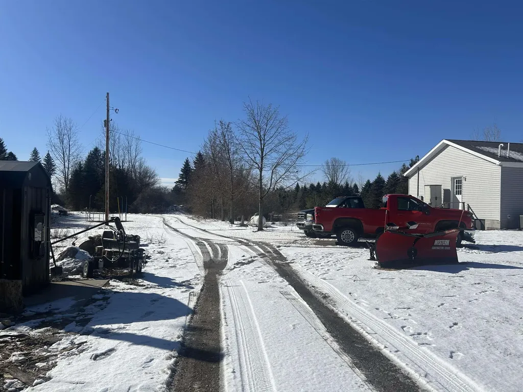 1712 Mt. Forest Road Mt. Forest Township MI 48650
