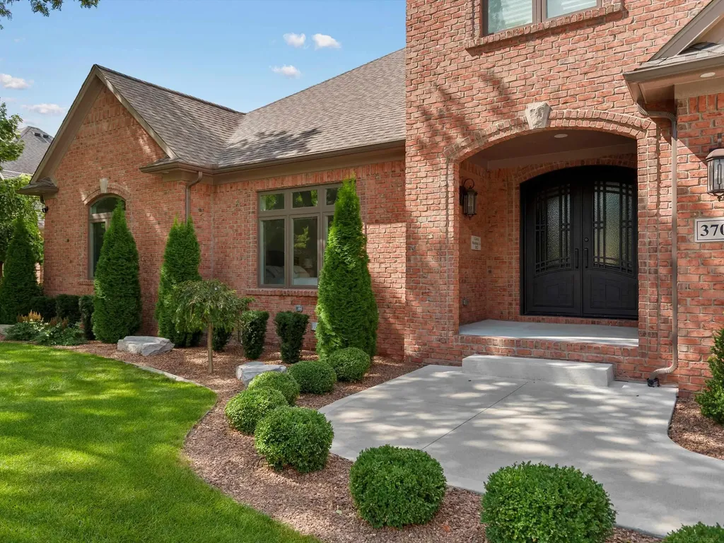 3708 Riverview Terrace N Road East China Township MI 48054