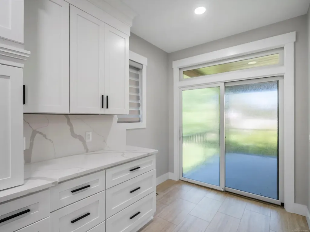 3708 Riverview Terrace N Road East China Township MI 48054