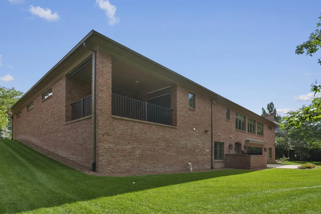 3708 Riverview Terrace N Road East China Township MI 48054