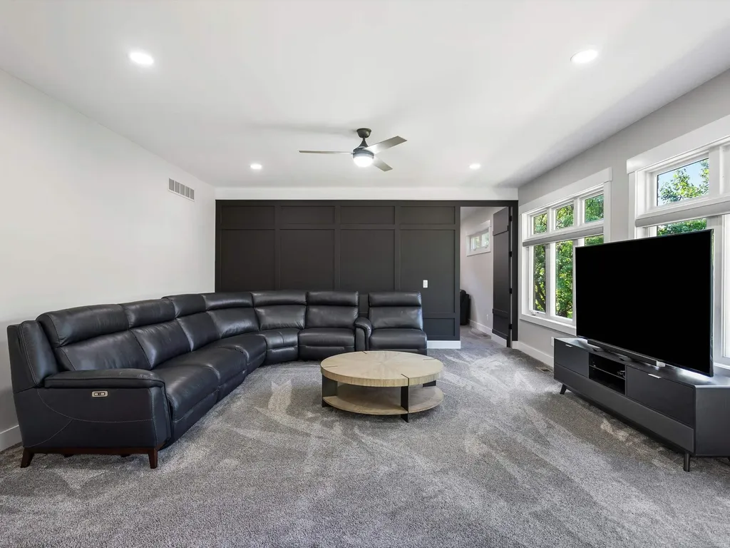 3708 Riverview Terrace N Road East China Township MI 48054