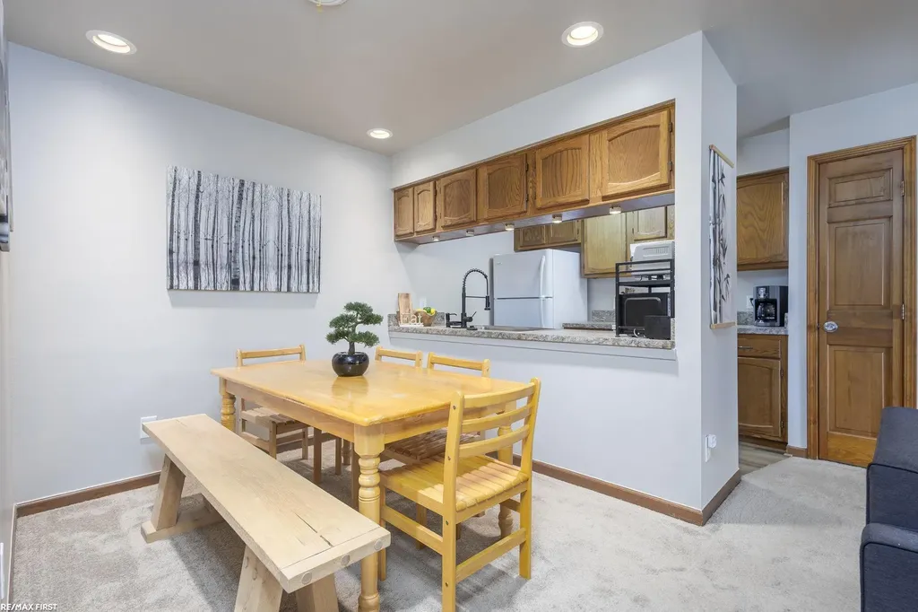 29846 Utica Road Roseville City MI 48066