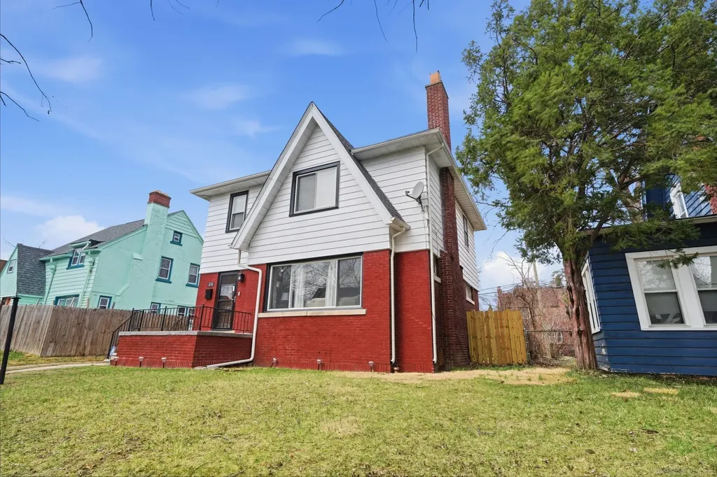 474 W Greendale Avenue Detroit City MI 48203