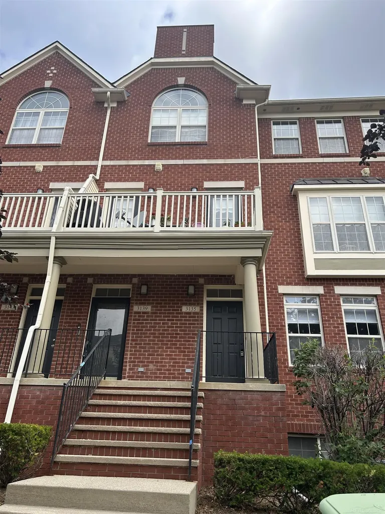 3135 Camden Drive Troy City MI 48084