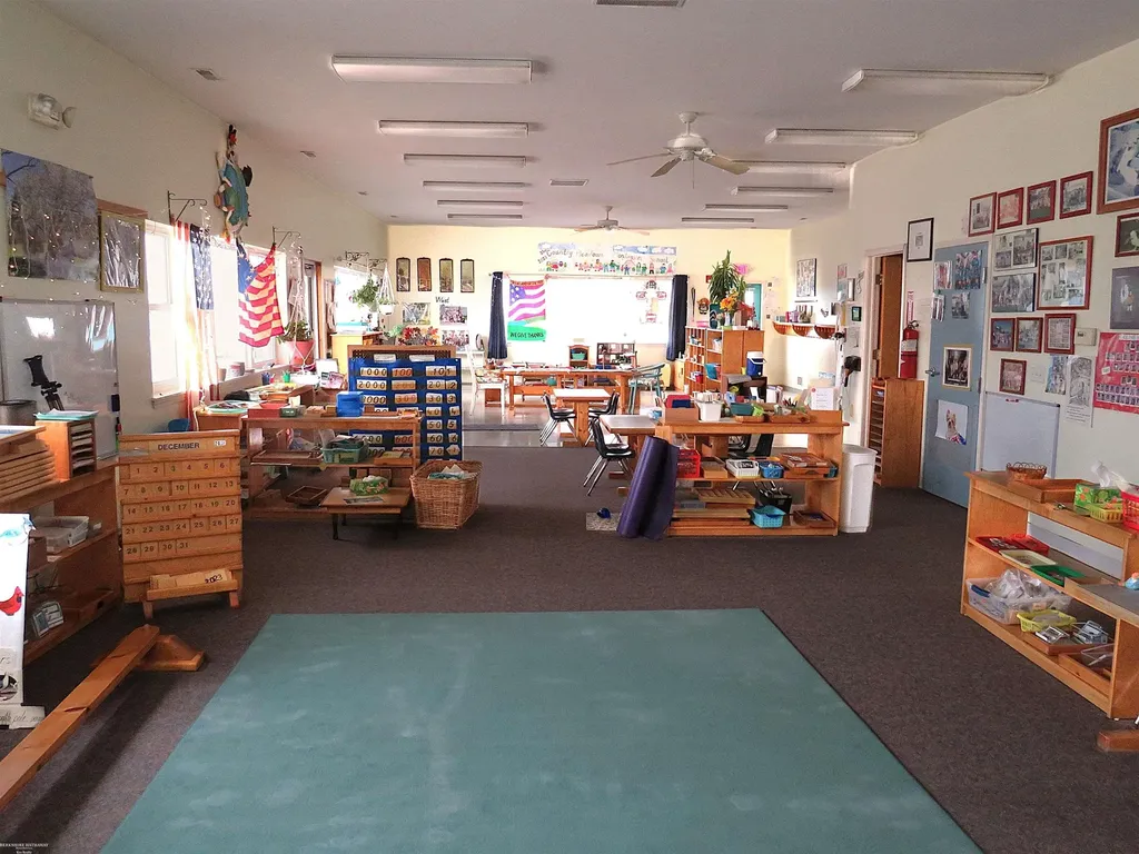 8622 Dixie Highway Ira Township MI 48023