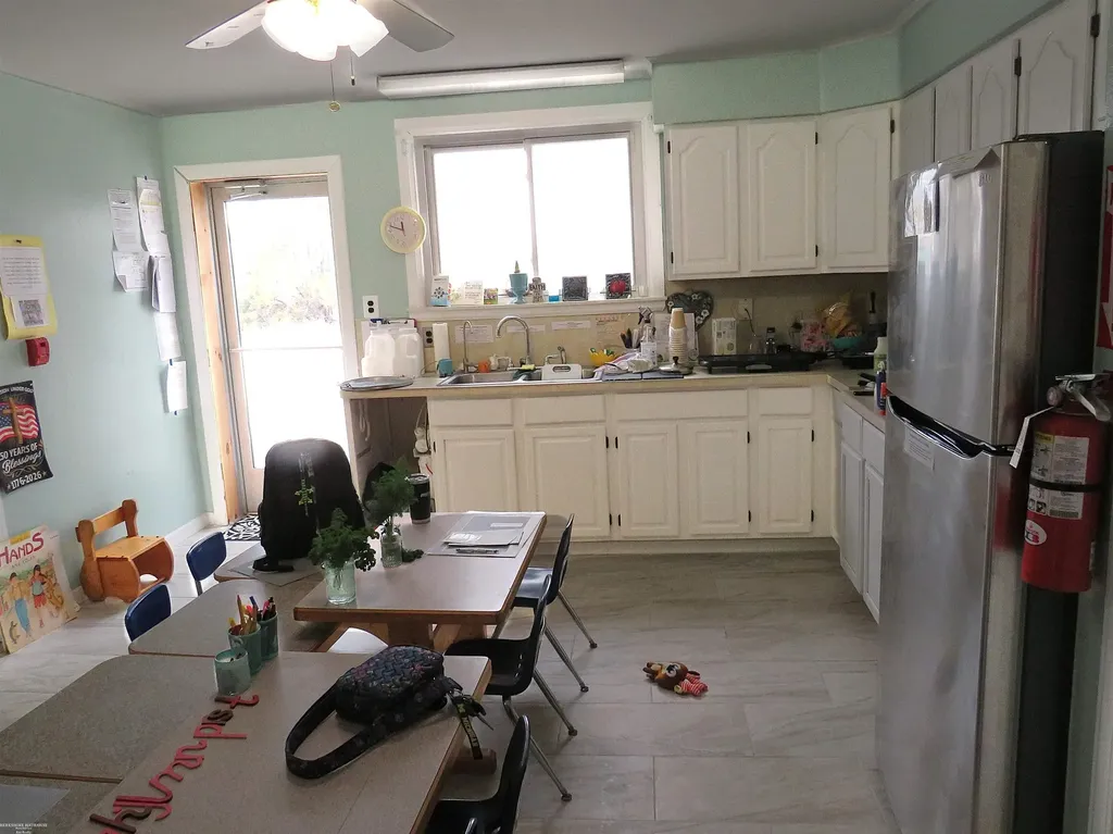 8622 Dixie Highway Ira Township MI 48023