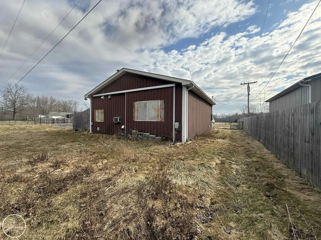 5346 Marsh Road China Township MI 48054