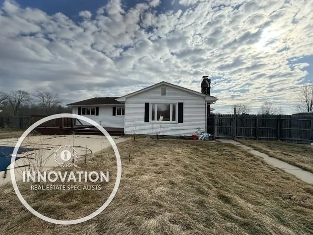 5346 Marsh Road China Township MI 48054