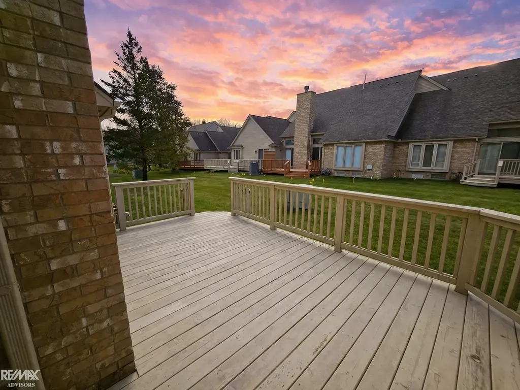 16890 Sandstone Circle Macomb Township MI 48042