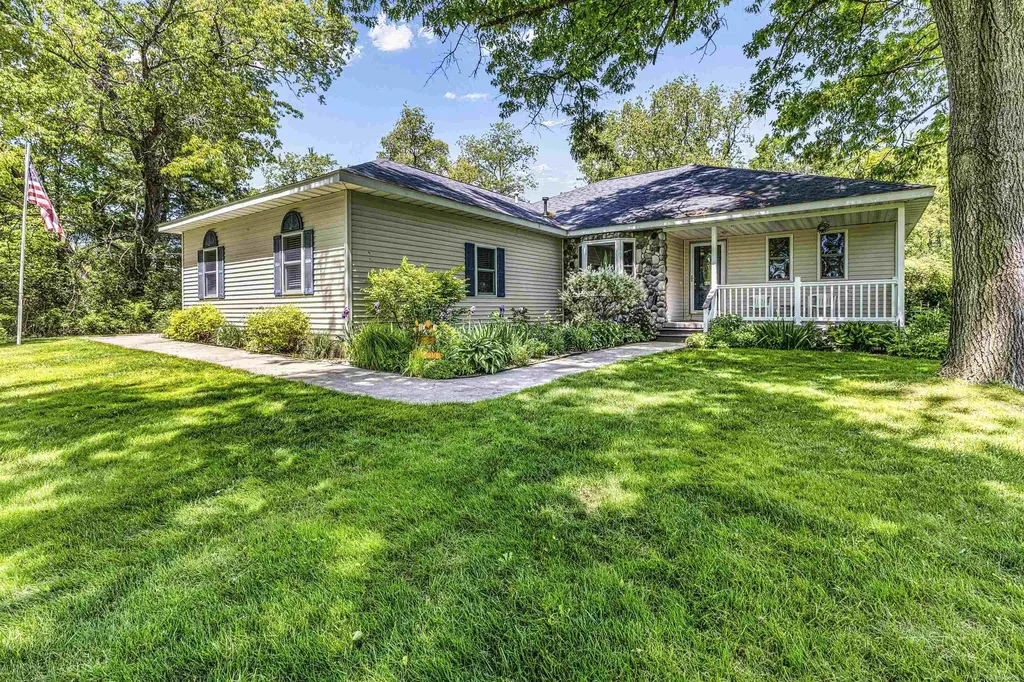 3396 Lansing Road Roscommon Village MI 48653