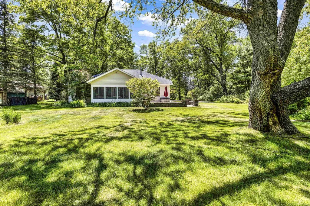 3396 Lansing Road Roscommon Village MI 48653
