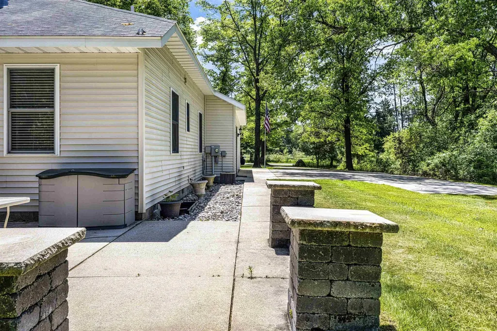 3396 Lansing Road Roscommon Village MI 48653