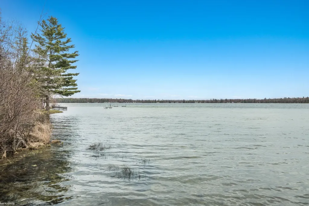 6386 Tricks Way Drive Elk Rapids Township MI 49648
