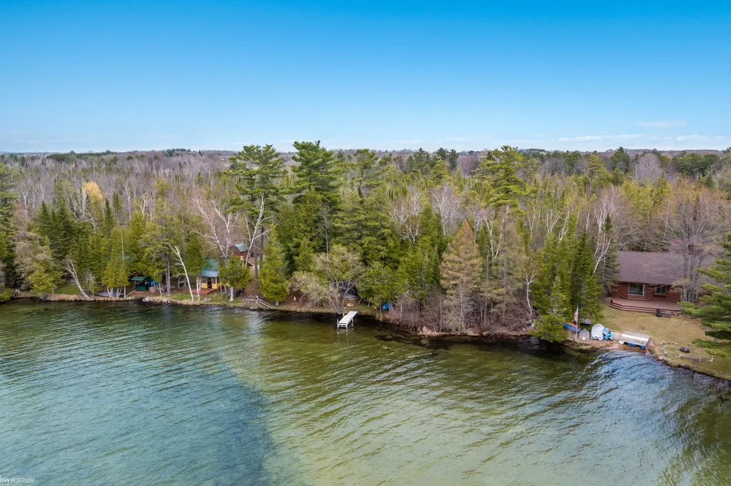 6386 Tricks Way Drive Elk Rapids Township MI 49648