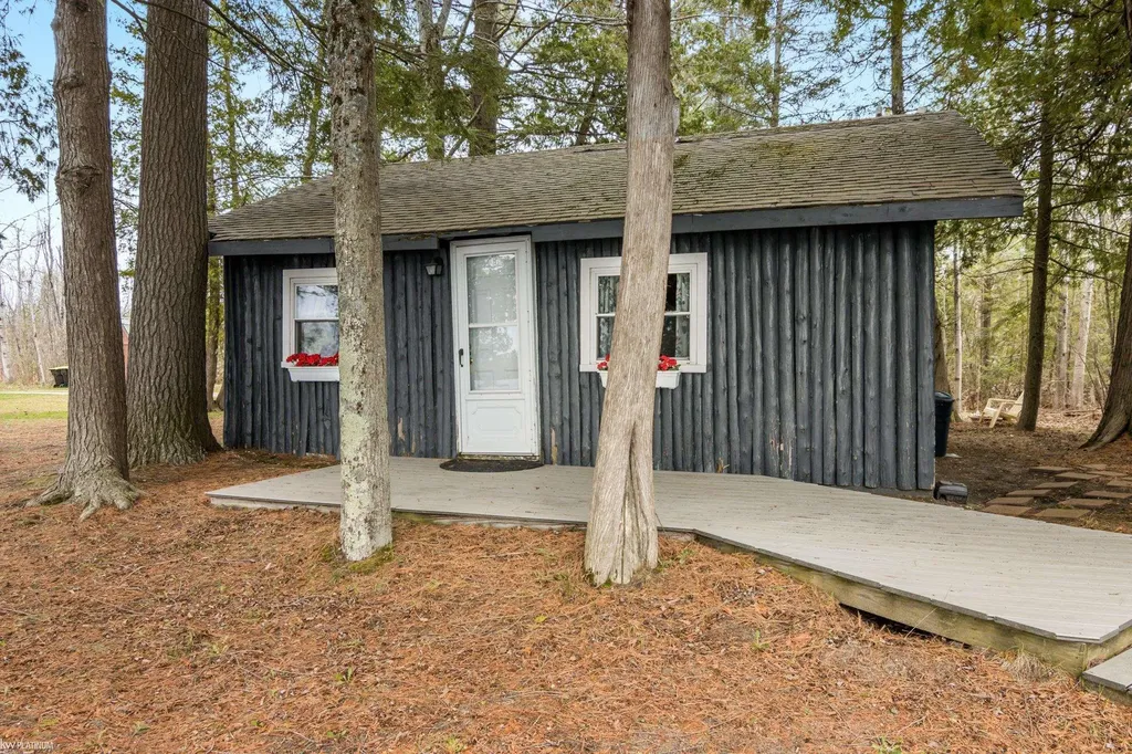 6386 Tricks Way Drive Elk Rapids Township MI 49648