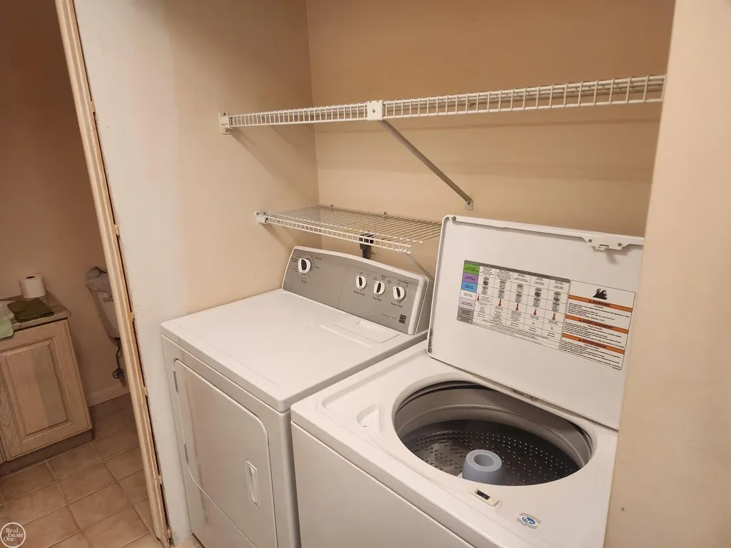 3515 Strawberry Lane Port Huron City MI 48060