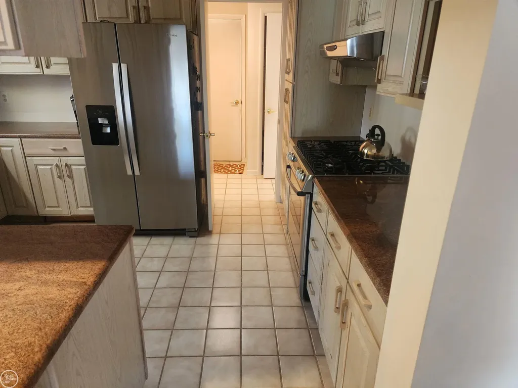 3515 Strawberry Lane Port Huron City MI 48060