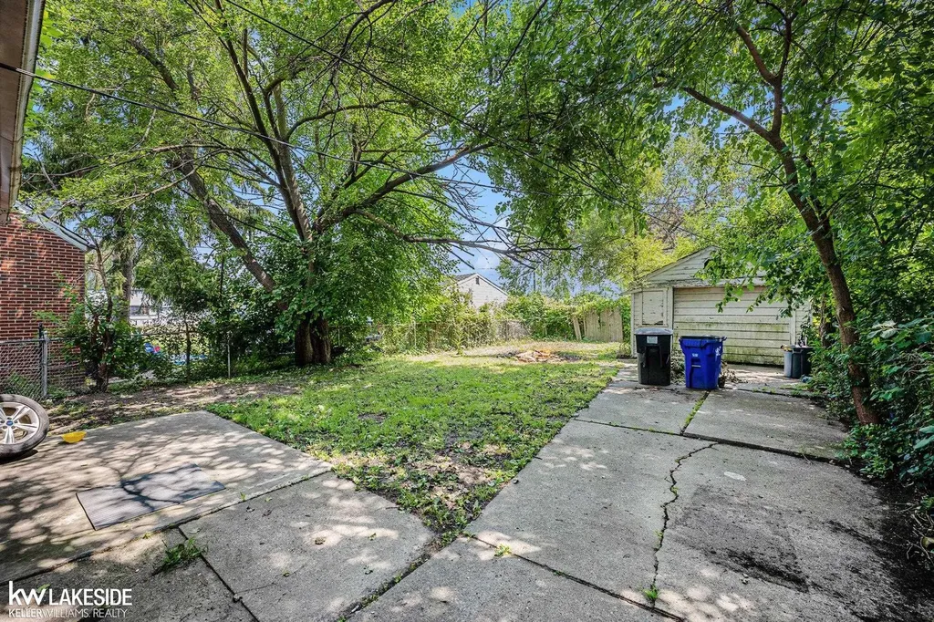 18982 Joann Street Detroit City MI 48205