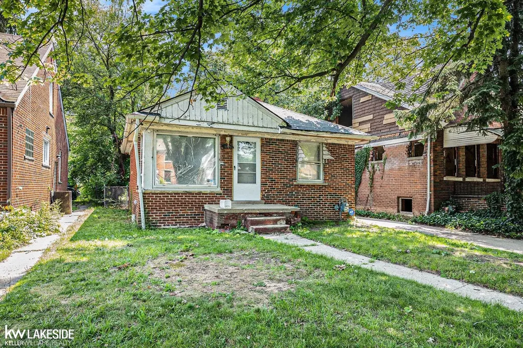 18982 Joann Street Detroit City MI 48205
