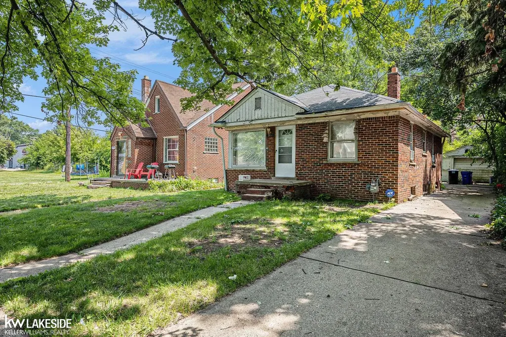 18982 Joann Street Detroit City MI 48205