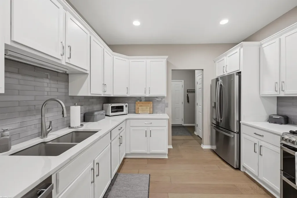 2747 Castlemartin Court Oakland Charter Township MI 48306