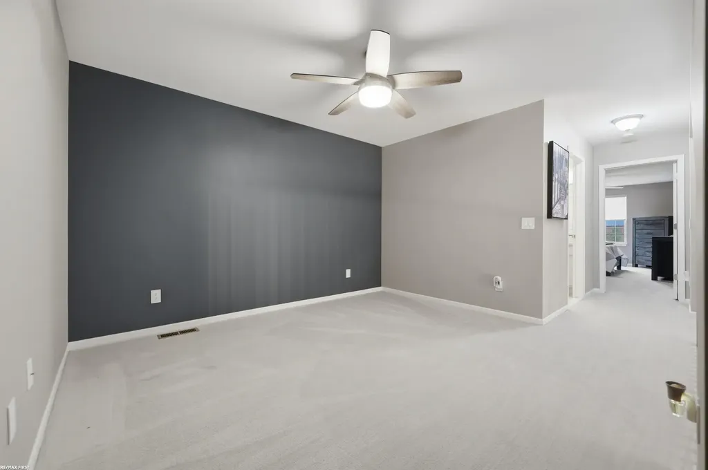 2747 Castlemartin Court Oakland Charter Township MI 48306