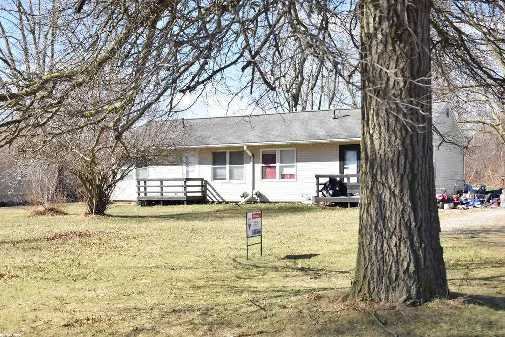 20150 Sherwood Road Sumpter Township MI 48111