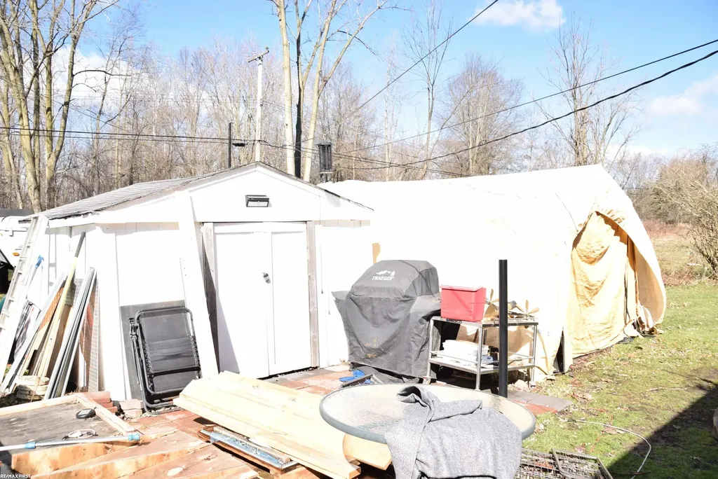 20150 Sherwood Road Sumpter Township MI 48111