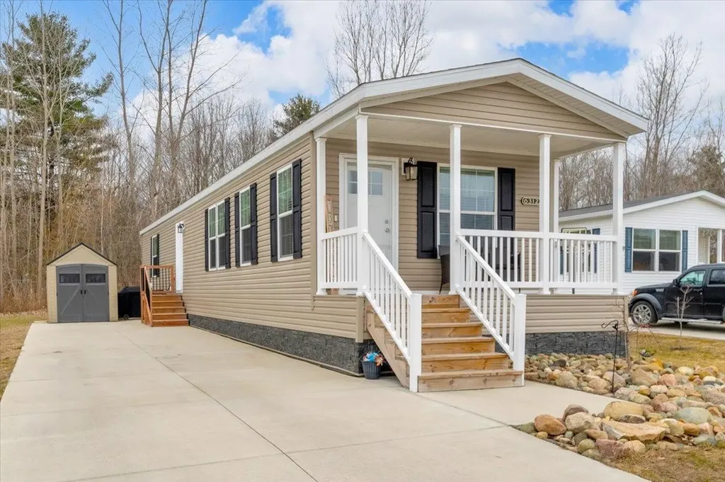 6312 Square Lake Drive Kimball Township MI 48074