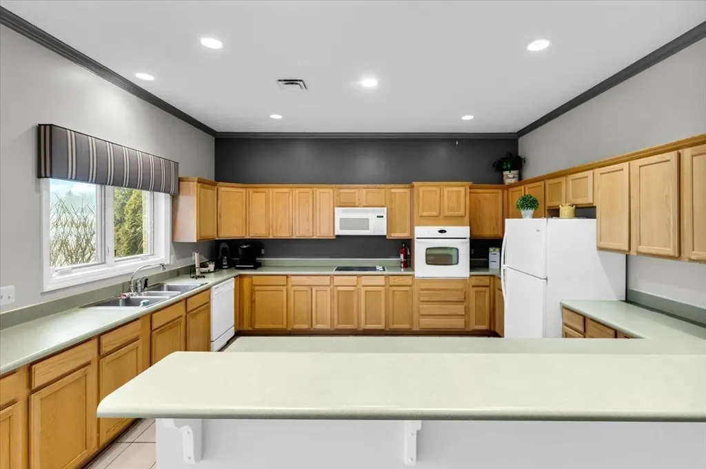 6312 Square Lake Drive Kimball Township MI 48074