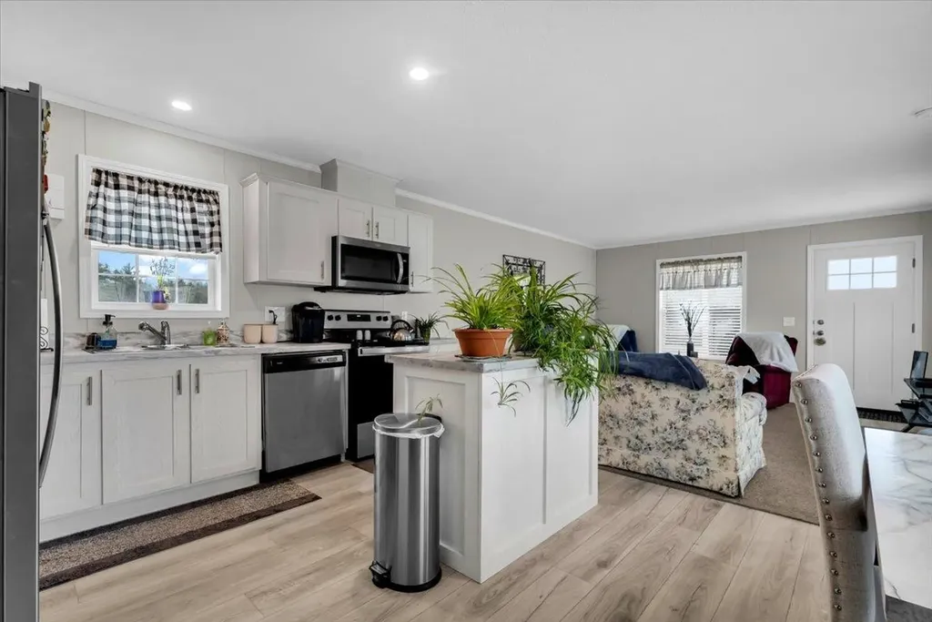 6312 Square Lake Drive Kimball Township MI 48074