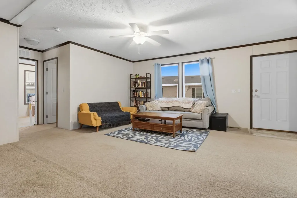 1829 Ponderosa Avenue Columbus Township MI 48063