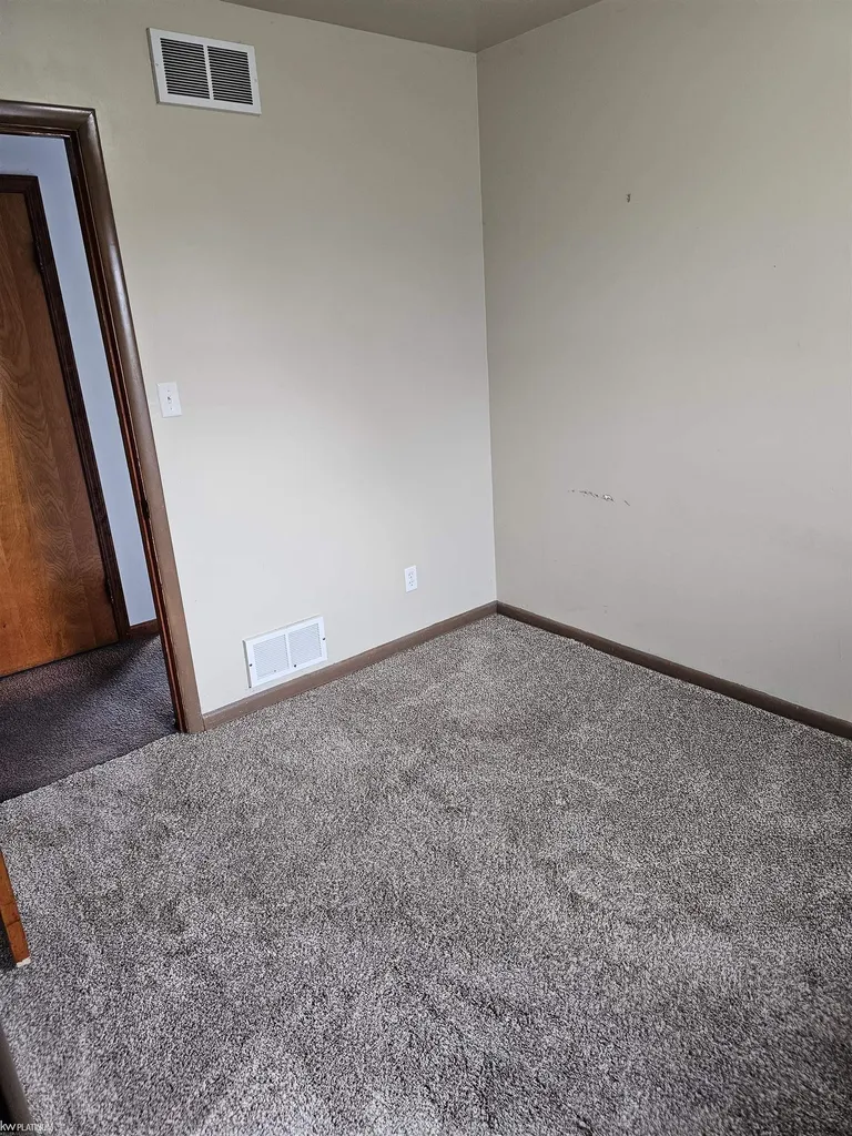 5882 King Road China Township MI 48054