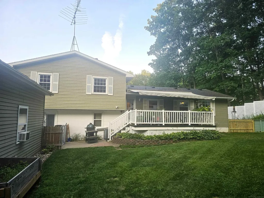 3825 Lapham Drive Hayes Township MI 48625