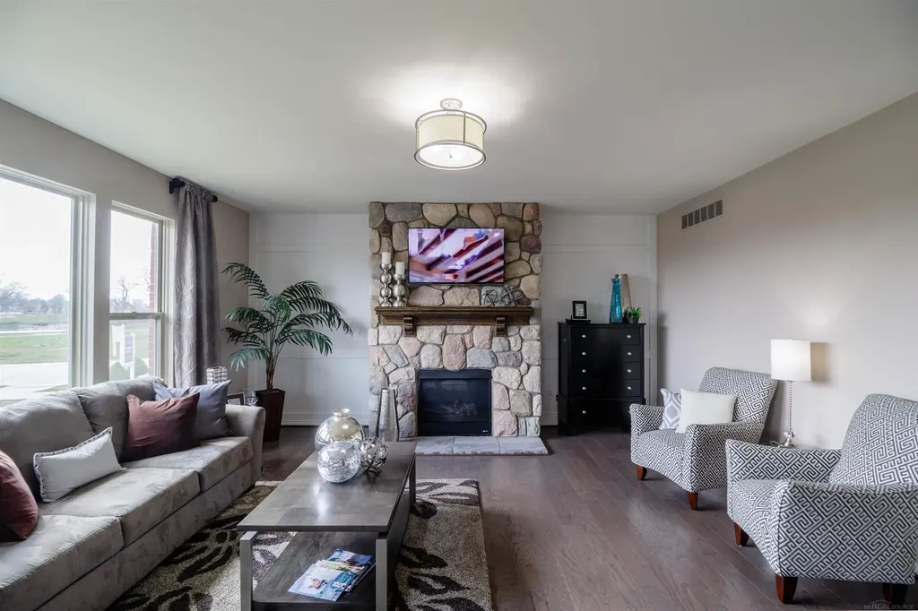 27600 Hagen Road Chesterfield Township MI 48051