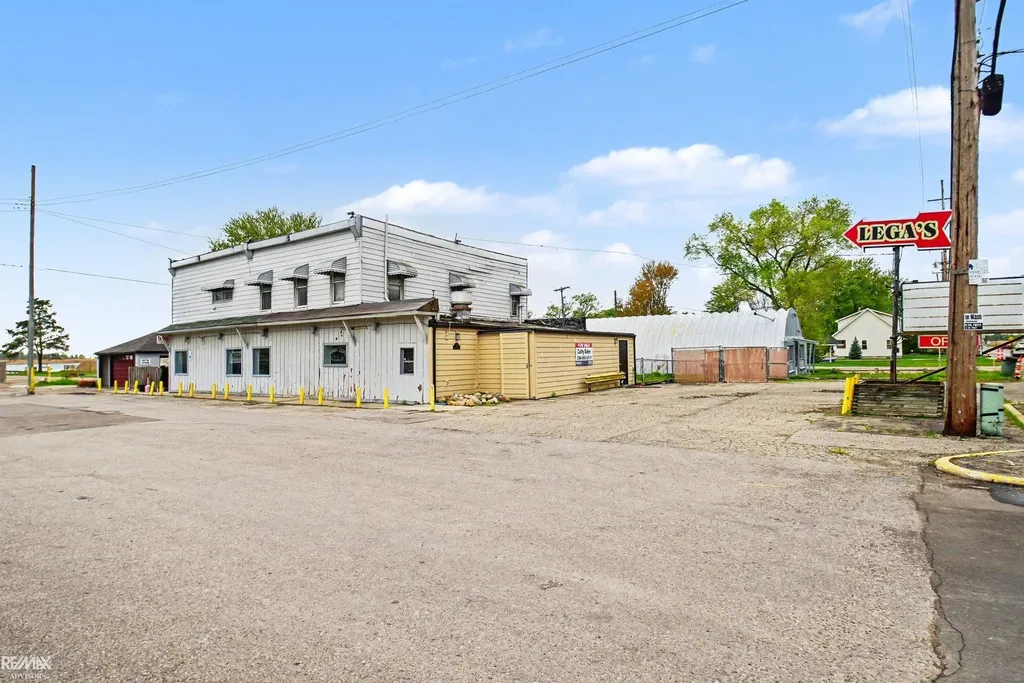 9724 Pearl Beach Boulevard Clay Township MI 48001