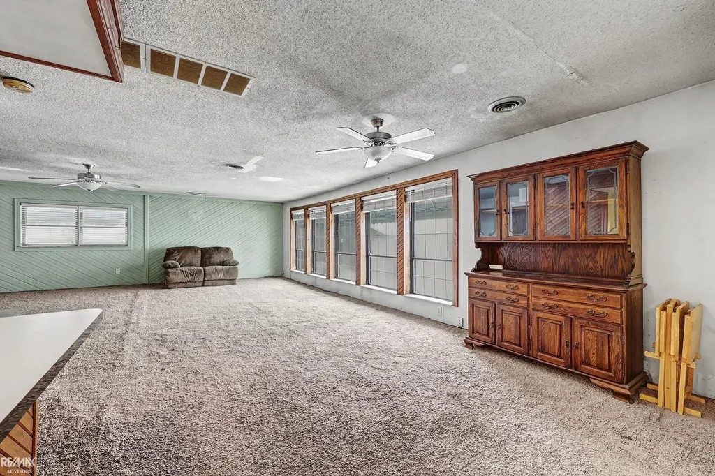 9724 Pearl Beach Boulevard Clay Township MI 48001