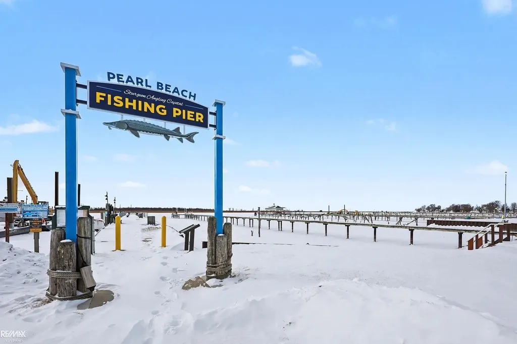 9724 Pearl Beach Boulevard Clay Township MI 48001