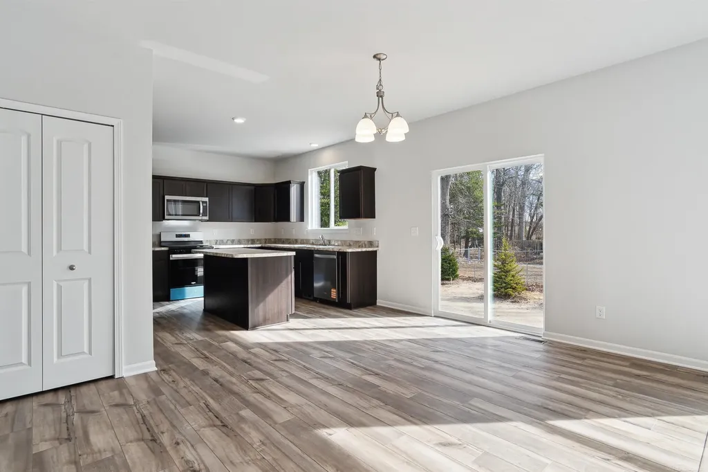 11803 Partridge Drive Taylor City MI 48180